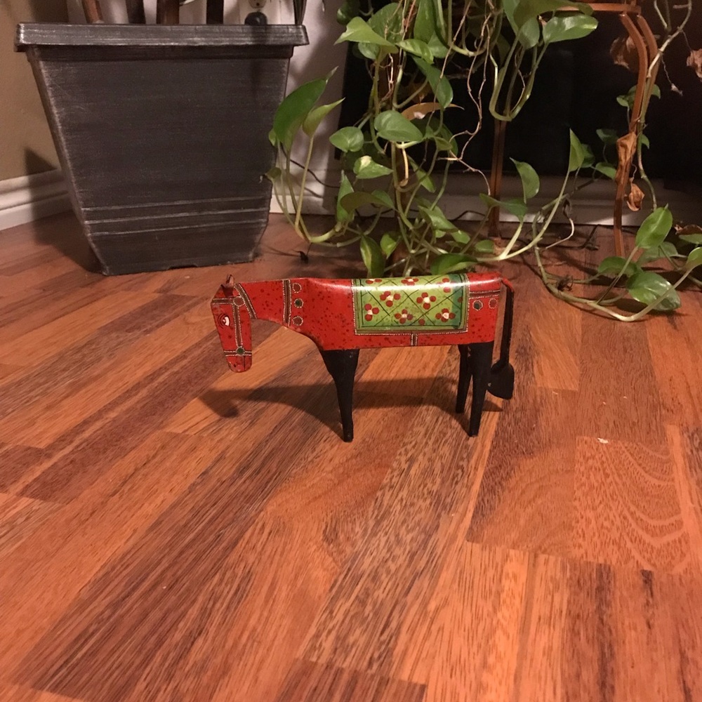 Metal horse